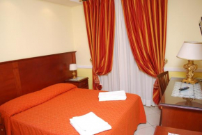  Hotel Valentino Palace  Рим